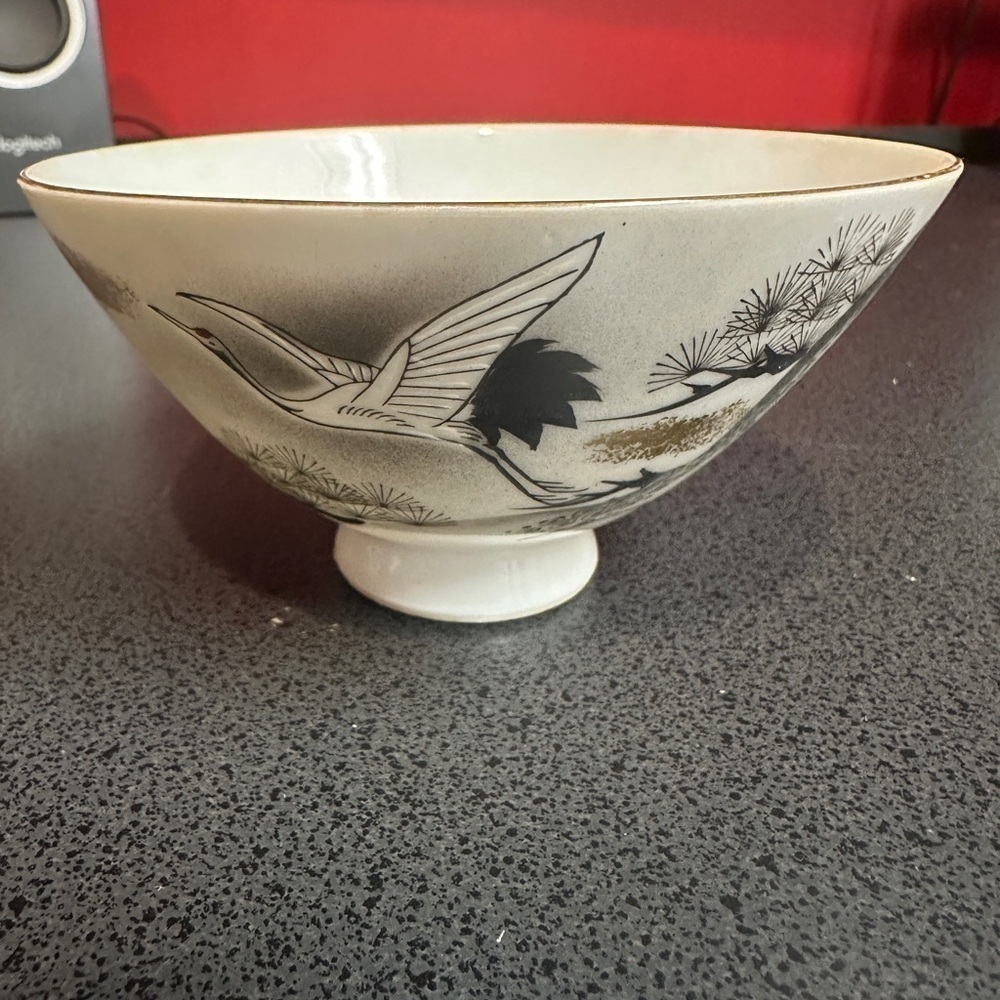 Vintage Porcelain Japanese Rice Bowl Red Crowned Crane Design 4.5 Inch Round